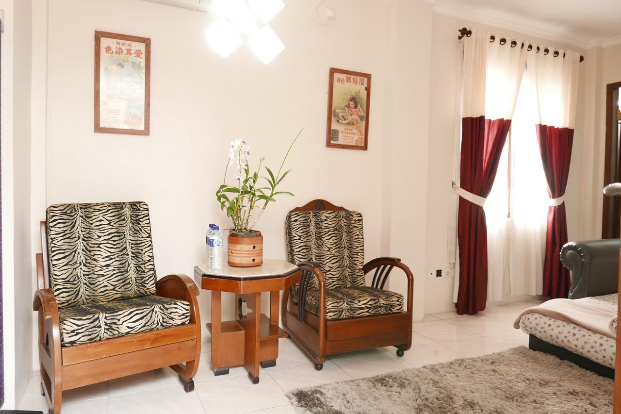 Ciwulan 36 Guest House Бандунг Екстериор снимка