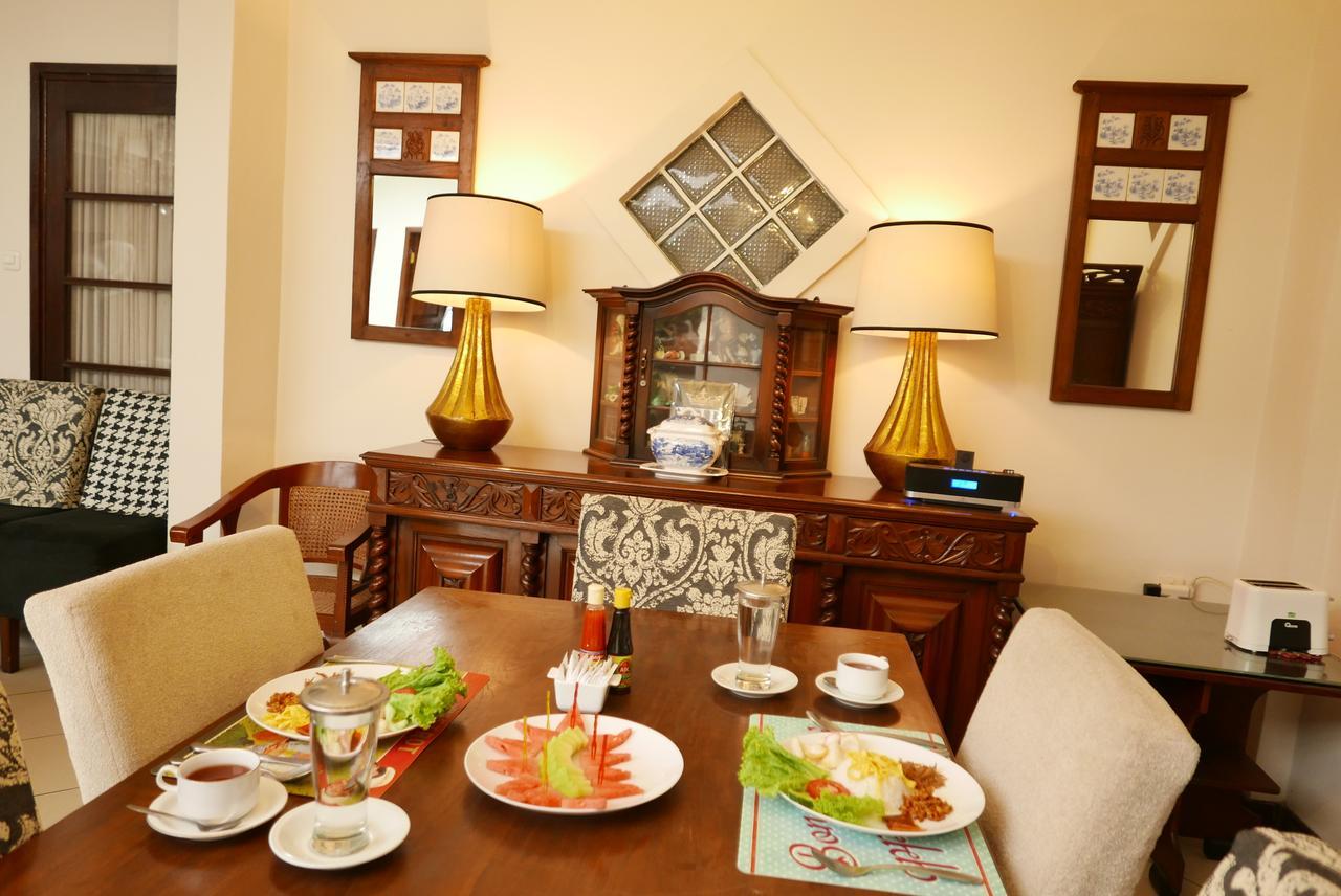 Ciwulan 36 Guest House Бандунг Екстериор снимка
