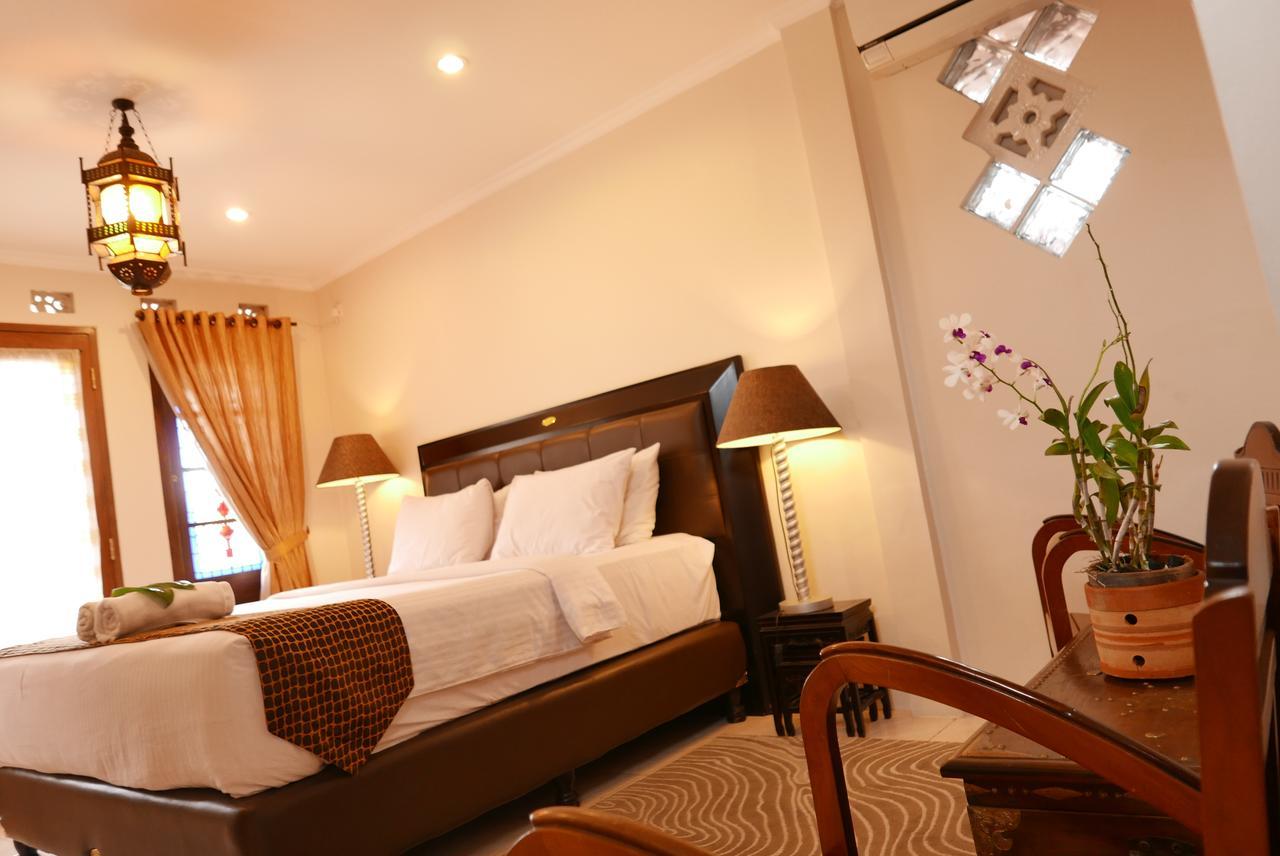 Ciwulan 36 Guest House Бандунг Екстериор снимка