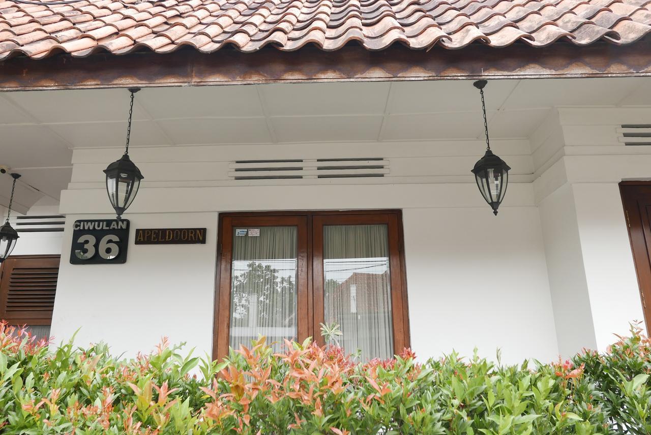 Ciwulan 36 Guest House Бандунг Екстериор снимка